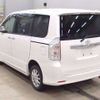 toyota voxy 2013 TE1775 image 9