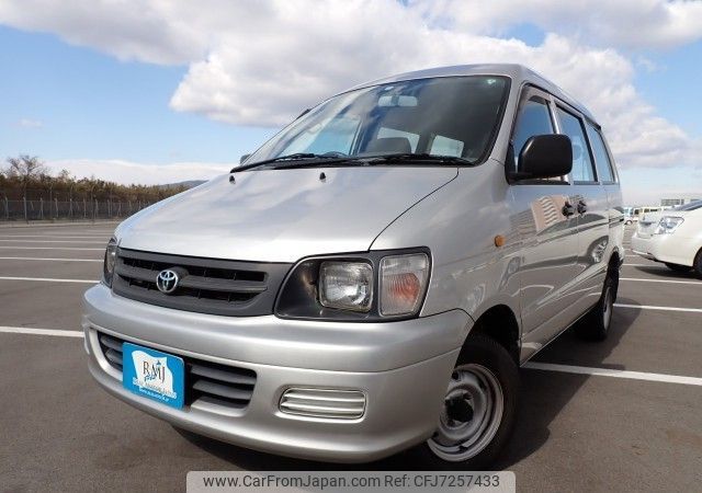 toyota townace-van 2005 REALMOTOR_N2022020021HD-24 image 1