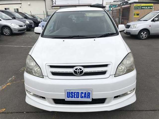 toyota ipsum 2003 769235-180418171517 image 2