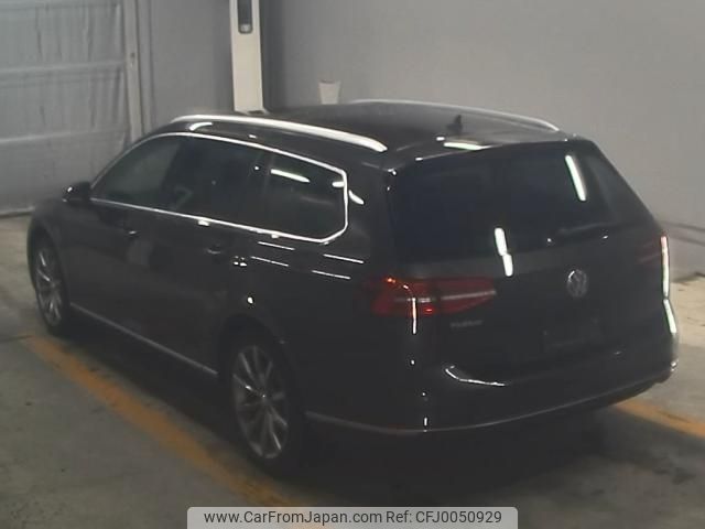 volkswagen passat-variant 2018 -VOLKSWAGEN--VW Passat Variant WVWZZZ3CZJE142954---VOLKSWAGEN--VW Passat Variant WVWZZZ3CZJE142954- image 2