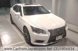 lexus ls 2013 CFJ1806834