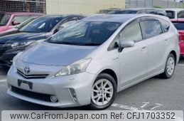 toyota prius-α 2012 CFJ1703352