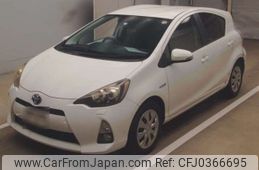 toyota aqua 2012 -TOYOTA--AQUA DAA-NHP10--NHP10-6057655---TOYOTA--AQUA DAA-NHP10--NHP10-6057655-