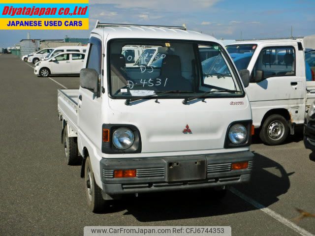 mitsubishi minicab-truck 1992 No.13355 image 1