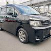 toyota voxy 2010 GOO_JP_700102024930240830001 image 39