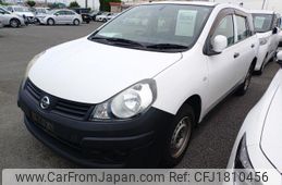 nissan ad 2016 CFJ1810456