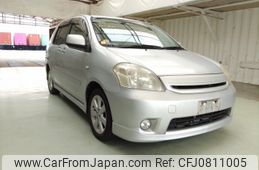 toyota raum 2009 ENHANCEAUTO_1_ea295467