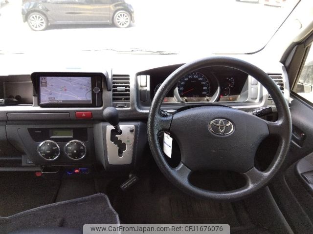 toyota hiace-wagon 2012 CFJ1676076 image 2