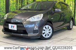 toyota aqua 2013 -TOYOTA--AQUA DAA-NHP10--NHP10-2230133---TOYOTA--AQUA DAA-NHP10--NHP10-2230133-