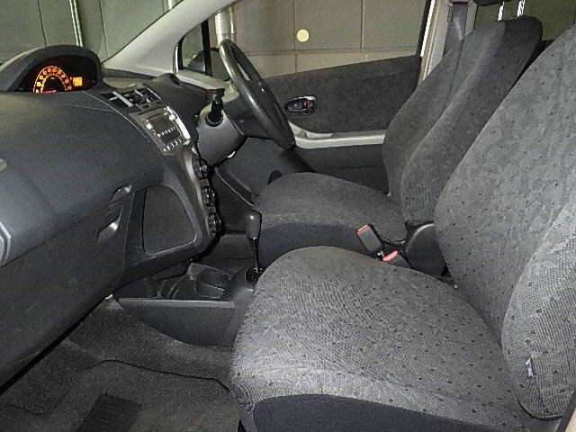 toyota vitz 2010 16161A image 1