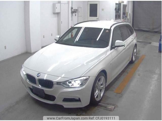 bmw 3-series 2014 quick_quick_LDA-3D20_WBA3K32020K403002 image 1