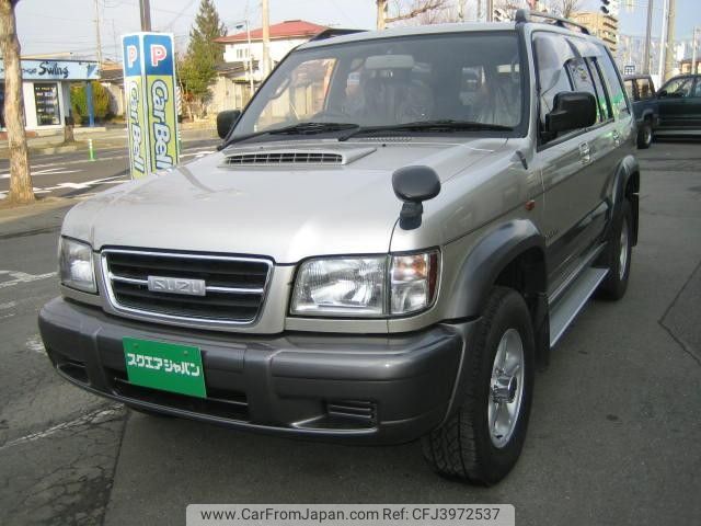 isuzu bighorn 1999 CFJ3972537 image 1
