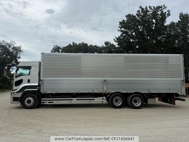 isuzu giga 2020 CFJ1436941 image 2