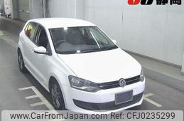 volkswagen polo 2013 -VOLKSWAGEN--VW Polo 6RCBZ--WVWZZZ6RZDU069705---VOLKSWAGEN--VW Polo 6RCBZ--WVWZZZ6RZDU069705-