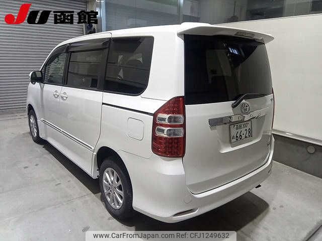 toyota noah 2011 -TOYOTA 【函館 300ﾇ6628】--Noah ZRR75W--0072635---TOYOTA 【函館 300ﾇ6628】--Noah ZRR75W--0072635- image 2