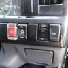isuzu elf-truck 2019 GOO_NET_EXCHANGE_0704692A30250416W001 image 33