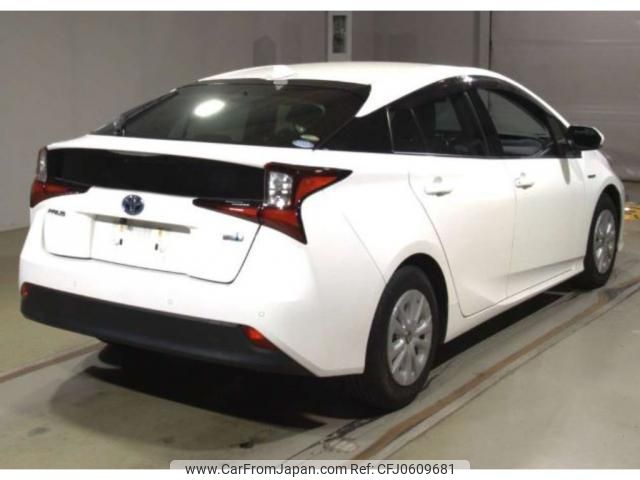 toyota prius 2019 quick_quick_DAA-ZVW51_6125228 image 2