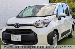 toyota sienta 2023 CFJ1756966