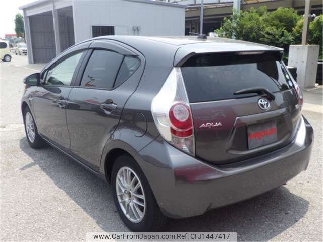toyota aqua 2012 CFJ1447417 image 2