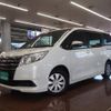 toyota noah 2015 quick_quick_DBA-ZRR80G_ZRR80-0137168 image 10