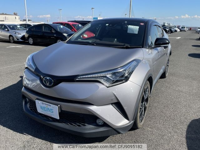toyota c-hr 2018 AF-ZYX10-2112921 image 1
