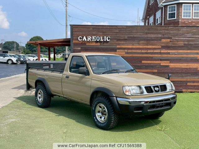 nissan dutsun-truck 1997 CFJ1569388 image 1