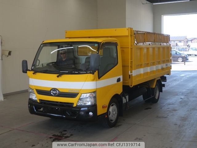 hino dutro 2016 -HINO--Hino Dutoro XZU710M-0017563---HINO--Hino Dutoro XZU710M-0017563- image 1