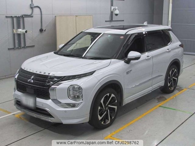 mitsubishi outlander-phev 2021 -MITSUBISHI 【岡崎 330さ3572】--Outlander PHEV GN0W-0101131---MITSUBISHI 【岡崎 330さ3572】--Outlander PHEV GN0W-0101131- image 1