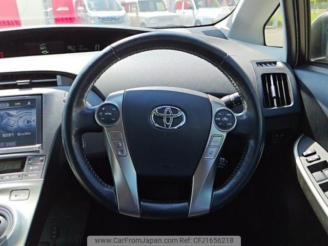 toyota prius-phv 2012 CFJ1656218 image 2