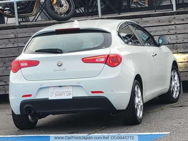 alfa-romeo giulietta 2014 -ALFA ROMEO 【水戸 302ｿ3444】--Alfa Romeo Giulietta 940141--07330309---ALFA ROMEO 【水戸 302ｿ3444】--Alfa Romeo Giulietta 940141--07330309- image 2