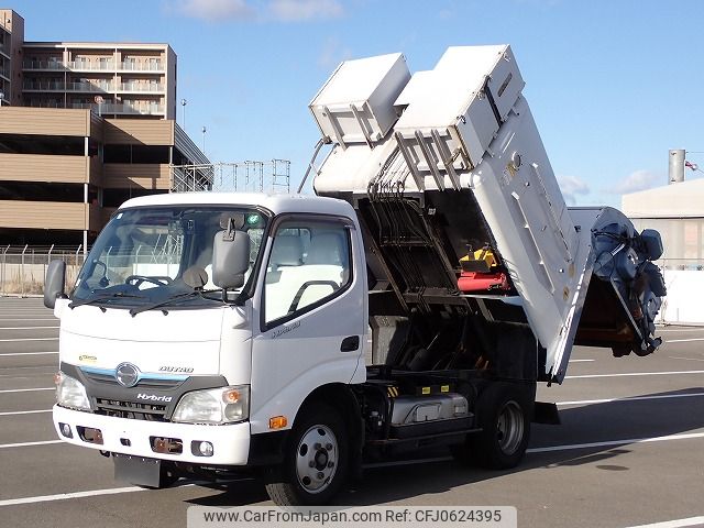 hino dutro 2016 24341418 image 1