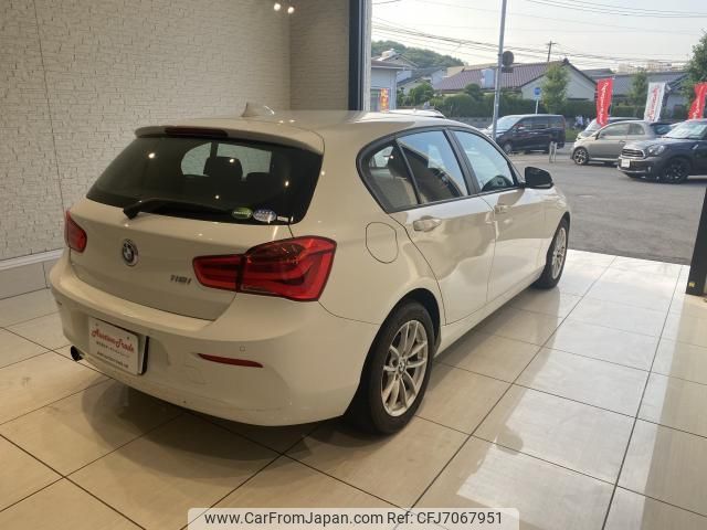 bmw 1-series 2017 quick_quick_1R15_WBA1R520305C74624 image 2