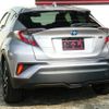 toyota c-hr 2017 quick_quick_DAA-ZYX10_ZYX10-2032951 image 18