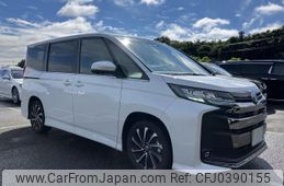 toyota noah 2022 quick_quick_6AA-ZWR90W_ZWR90-0018237