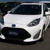 toyota aqua 2018 CFJ1843651 image 3