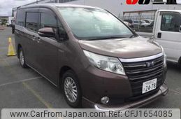 toyota noah 2014 CFJ1654085