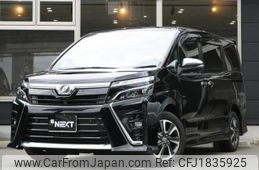 toyota voxy 2019 CFJ1835925