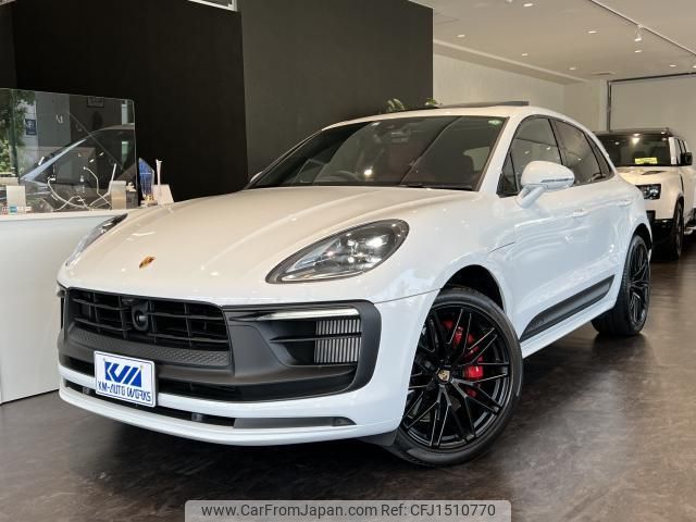 porsche macan 2023 CFJ1510770 image 1