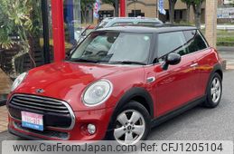 mini mini-others 2015 quick_quick_DBA-XM15_WMWXM520103A54886
