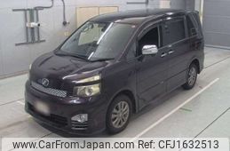 toyota voxy 2010 CFJ1632513