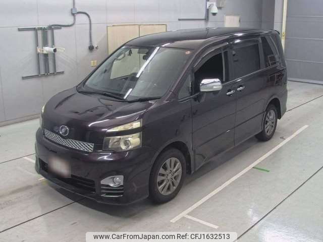 toyota voxy 2010 CFJ1632513 image 1