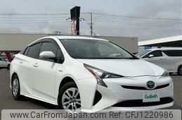 toyota prius 2017 -TOYOTA--Prius DAA-ZVW55--ZVW55-8050011---TOYOTA--Prius DAA-ZVW55--ZVW55-8050011-
