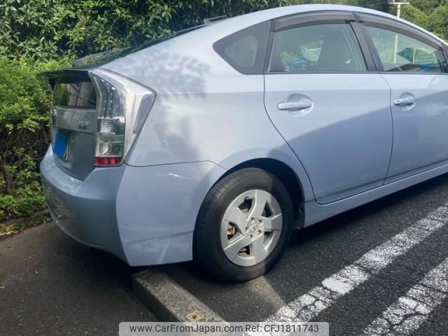 toyota prius 2010 CFJ1811743 image 2