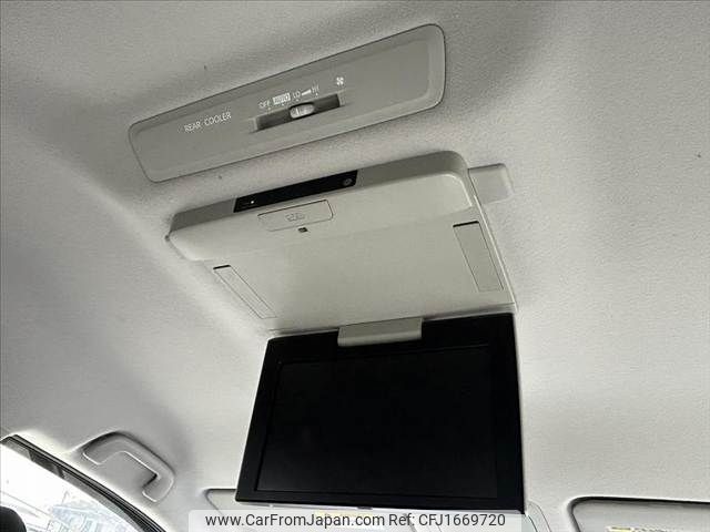 toyota voxy 2016 CFJ1669720 image 2