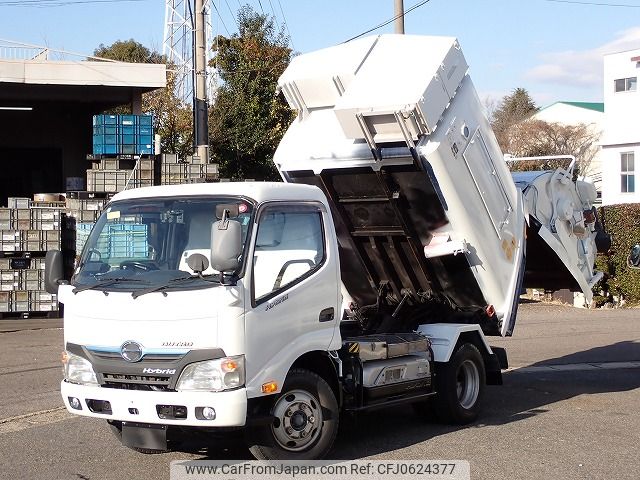 hino dutro 2016 24340713 image 1