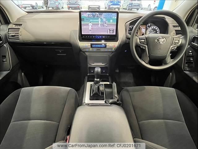 toyota land-cruiser-prado 2023 quick_quick_3BA-TRJ150W_TRJ150-0170441 image 2