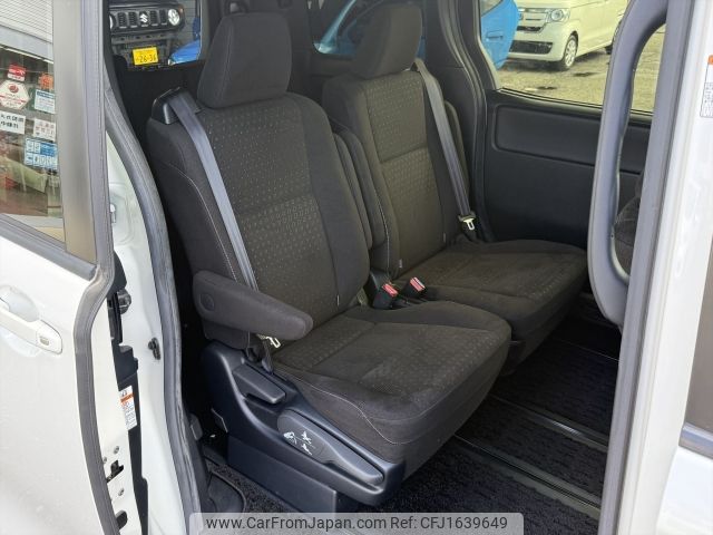 toyota noah 2020 CFJ1639649 image 2