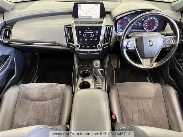 toyota crown 2020 CFJ1646713 image 2