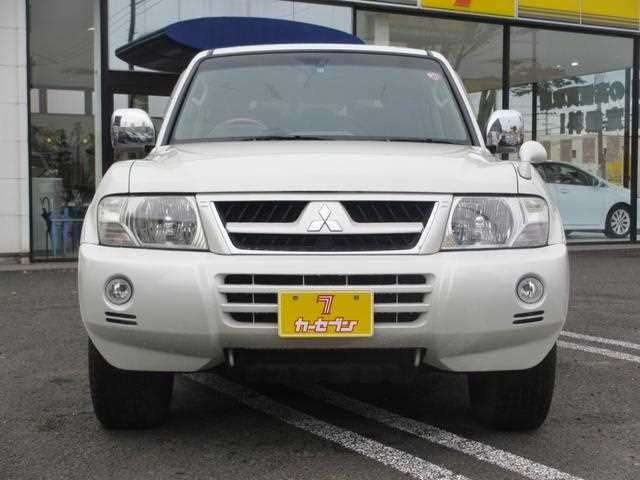 mitsubishi pajero 2004 171221110257 image 2