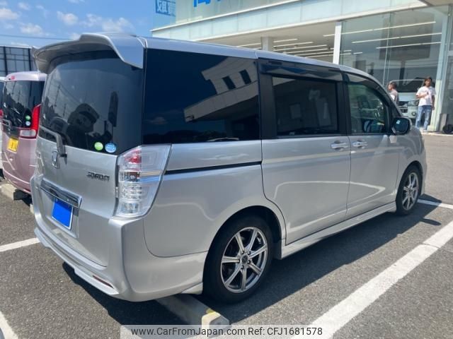 honda stepwagon 2010 CFJ1681578 image 2